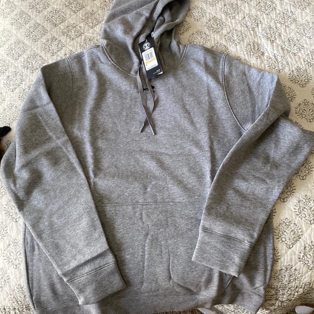 Under Armour Sweatshirt